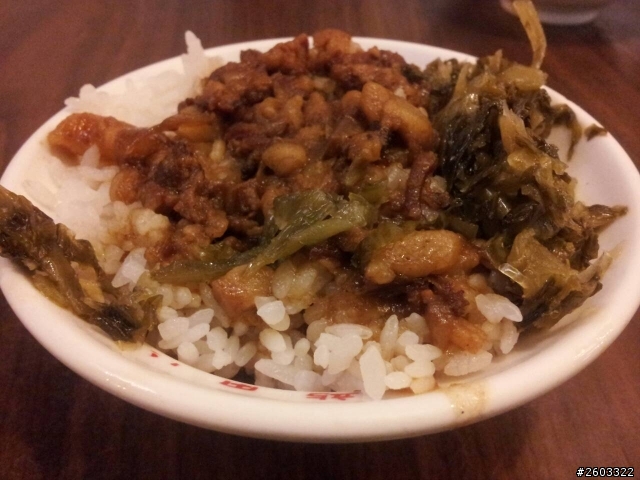 龍恩焢肉飯