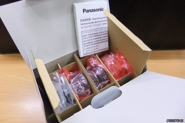 不專業開箱<三個願望一次滿足> Panasonic-GCK1- m4/3 原廠外接鏡頭 入手!