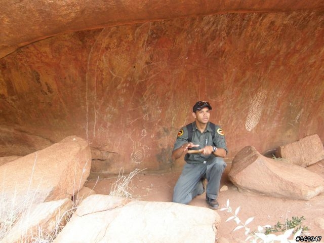 Uluru (aka Ayer's Rock) 露營行程  (圖多）