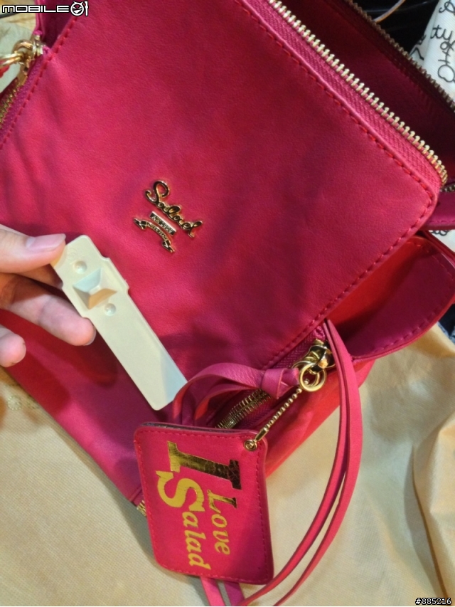 專櫃花6、7千還買到一個展示品