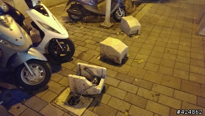 [獨家]被剷平的墓碑和土地公