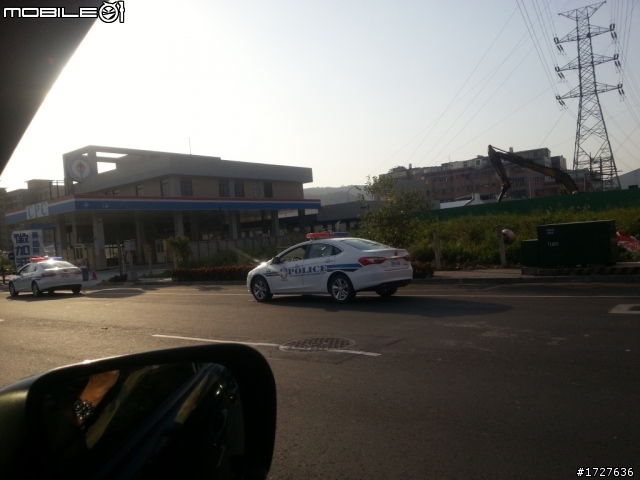 這真的是 Luxgen 5 全白警車嗎???