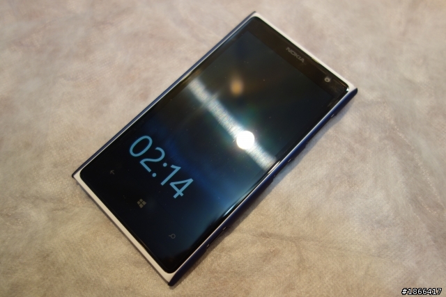 [分享]NOKIA Lumia 1020保護殼及保護套