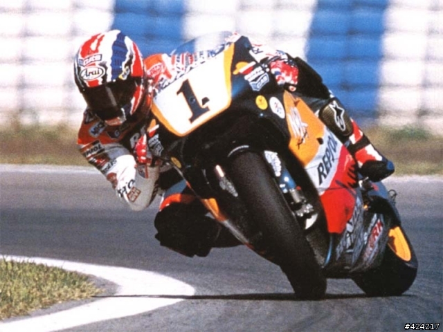 【開箱】Arai RX-7 RR5 Mick Doohan Special TT Edition 永遠的車神：麥克杜漢