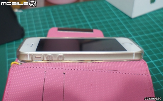 [開箱]一如往常的iPhone 5s金+客製手機殼跟愛心手工..(多圖)