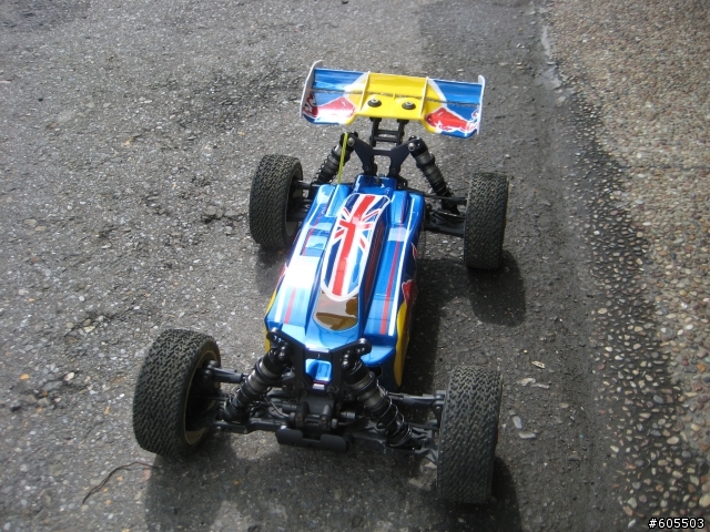 TEKNO EB48-車殼&尾翼新塗裝