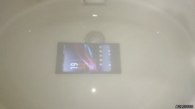 Z1 鏡頭鏡片間進水