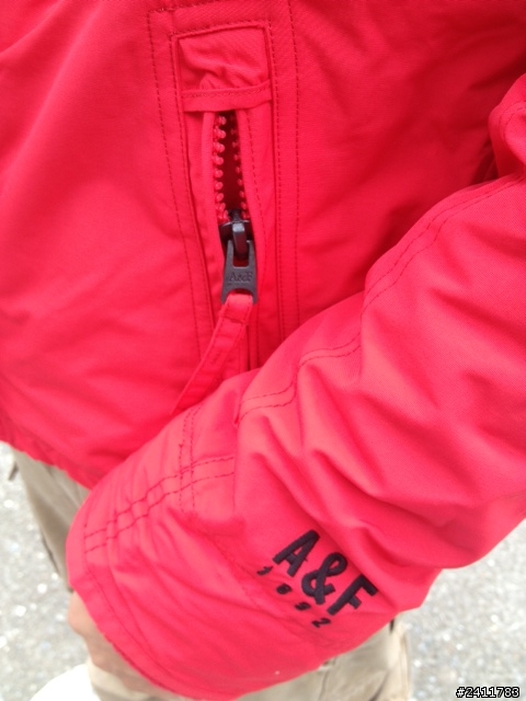 AF All-Season Weather Warrior Jacket & Hollister SAN ONOFRE HOODIE 真暖阿!!!! 有型好搭!!!