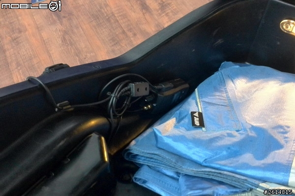 [開箱]穩特固機車無線電MR100+分享