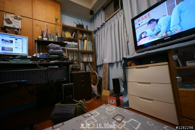 Sony SAL DT11-18 on A7