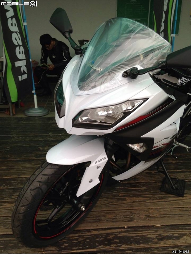 Kawasaki 小忍300 & Z800.來啦.小忍「345」.Z800「488」