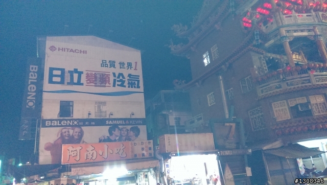 我的new one 夜間開閃光燈拍出來，為什麼是一片白茫茫？