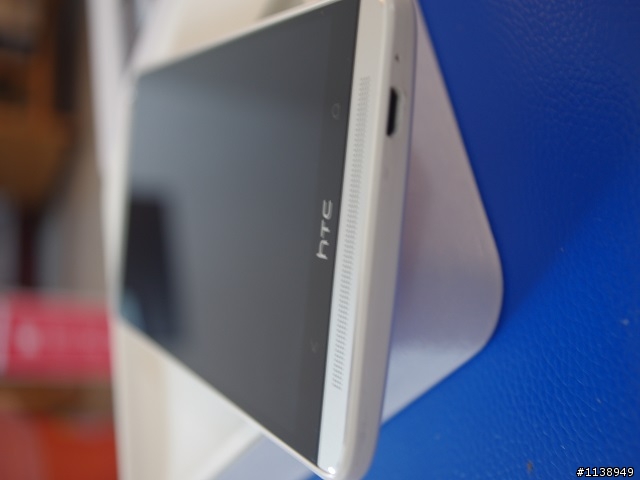 HTC ONE MAX開箱.....