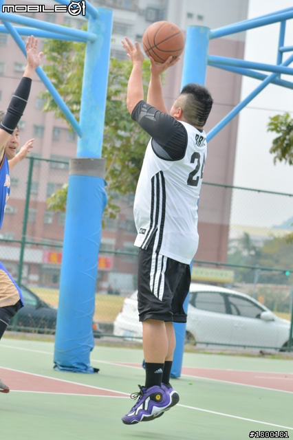 KOBE灌籃大賽冠軍戰靴再現 ─ adidas Crazy 97