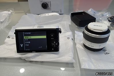 Colt plus 旗艦電子花車加強版 + Nikon1 J3贈品開箱文