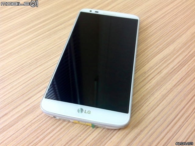 [簡易開箱] 高C/P值手機LG G2