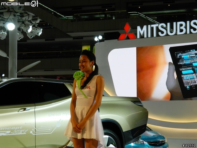 2014 Mitsubishi車展記者會....與伊林名模第一次的親密接觸