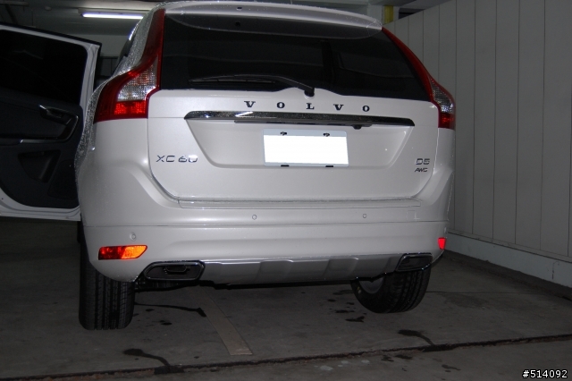 2014年式XC60 D5真豬白旗艦版之濕淋淋開箱