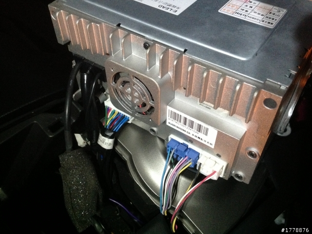 想請問汽車主機的幾個問題