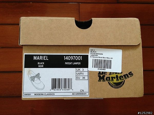 Dr. Martens Mary Jane 蝴蝶結