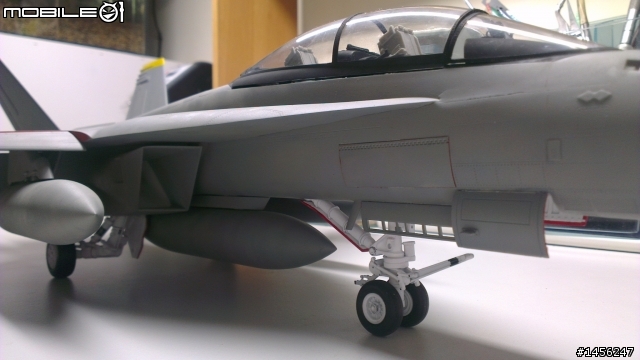 1/32 Trumpeter F-18F 超級大黃蜂照片分享