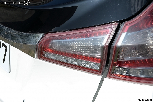 Luxgen車系洗車打蠟方便性排名：(1)U6(2)S5(3)MPV(4)U7
