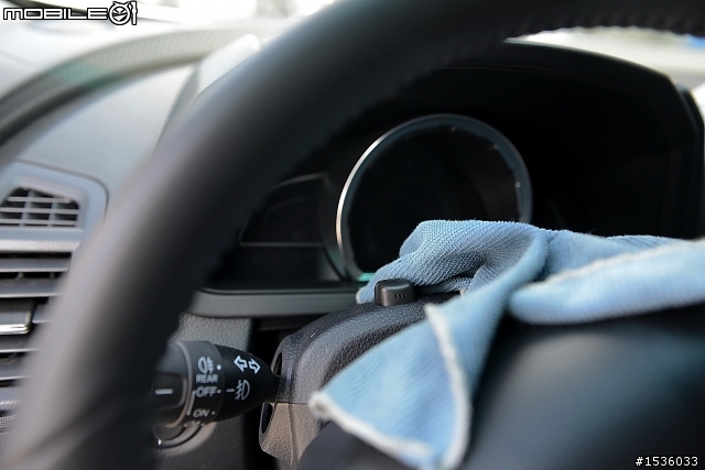 Luxgen車系洗車打蠟方便性排名：(1)U6(2)S5(3)MPV(4)U7