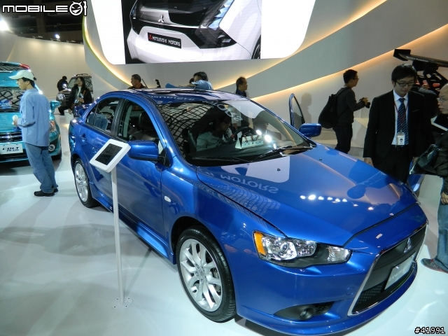 2014 Mitsubishi車展記者會....與伊林名模第一次的親密接觸