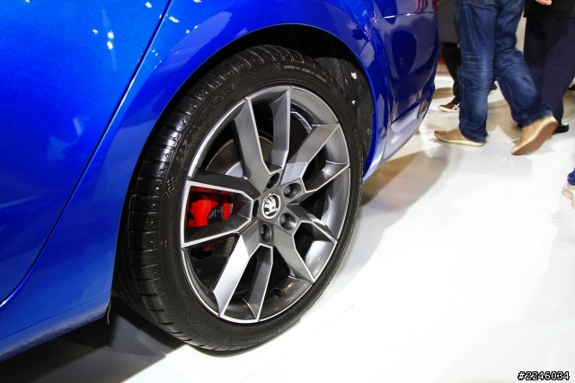2014 Skoda Octavia Combi RS (車展)