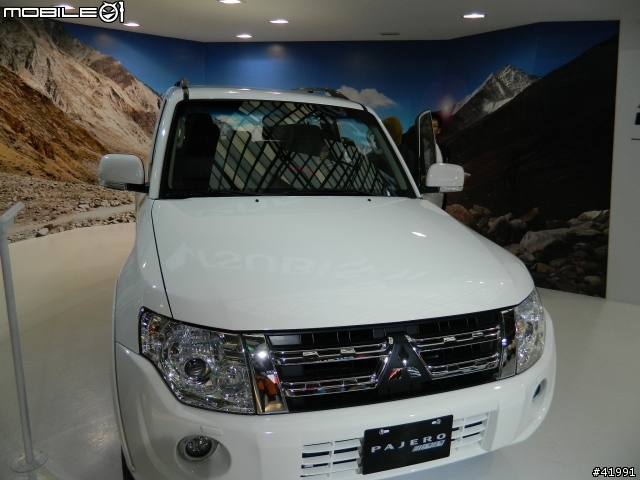 2014 Mitsubishi車展記者會....與伊林名模第一次的親密接觸