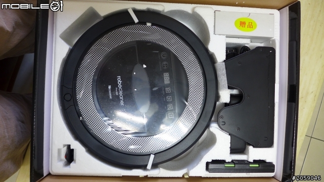 [開箱及使用心得]Proscenic 902掃地機器人[補充聲音和碰撞的影片]