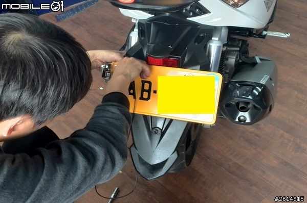 [開箱]穩特固機車無線電MR100+分享