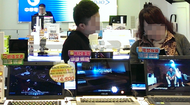 試拍了一下G2與新一的室內拍攝的差別~