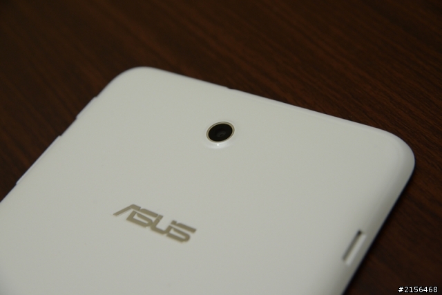 [簡單分享]ASUS MEMO Pad 8  讓我可一手掌握的隨身影音機~
