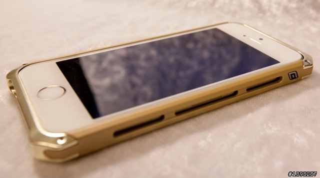 開箱文Element Case Ronin Au 璀璨金色版 iPhone 5S金色