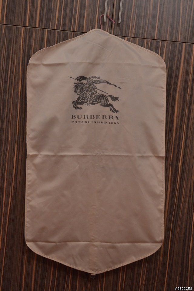 大寶的Burberry開箱~
