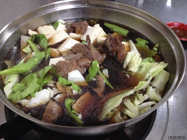 知本黑松羊肉爐