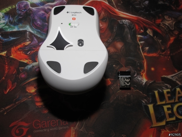 [開箱]Logitech 羅技 無線滑鼠 M560