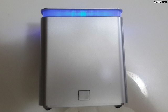 宇宙魔方-超大行動電源LUXA2 P-MEGA(新增18支手機充電惡搞圖)
