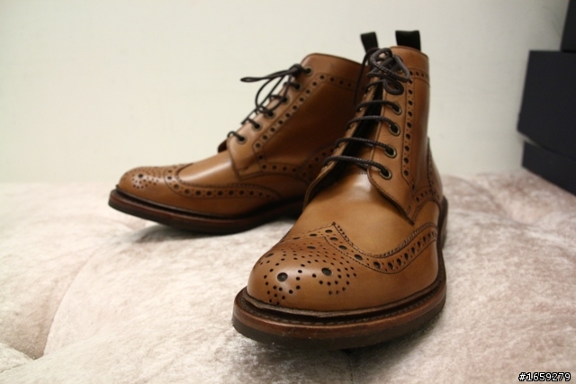 【簡單開箱】Loake 有四雙