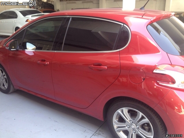 Peugeot 208 1.6 五門汽油款開箱囉！