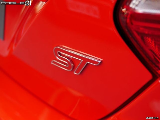 少見的紅色 MK3 ST