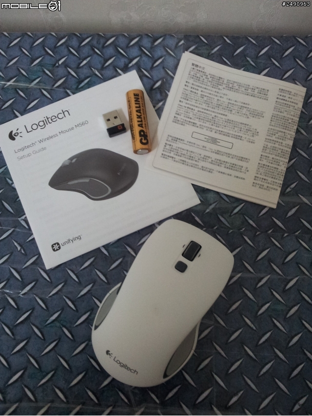 [開箱]羅技滑鼠M560開箱