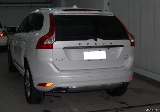 2014年式XC60 D5真豬白旗艦版之濕淋淋開箱