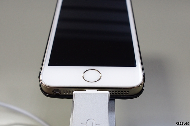 [分享] iPhone 5/5s & iPad mini HiRise 電源dock