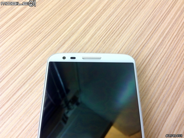 [簡易開箱] 高C/P值手機LG G2