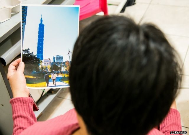 [開箱] CANON PIXMA MG5570 時尚臉書機