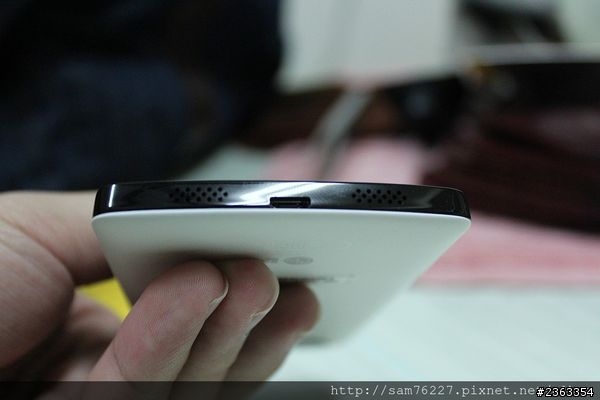 [開箱文] LG Google Nexus 5(白)(16GB) Google原生巧克力(Kitkat)