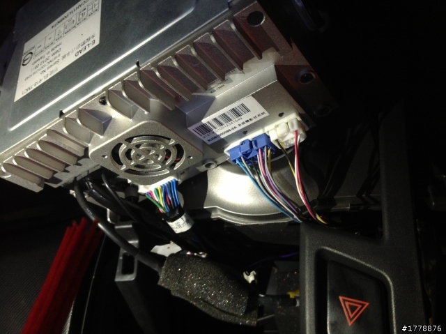 想請問汽車主機的幾個問題