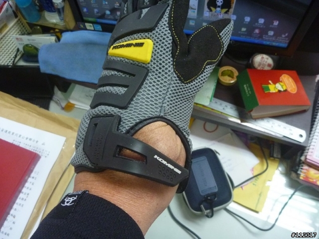 KOMINE GK-140 防摔手套問題請教！